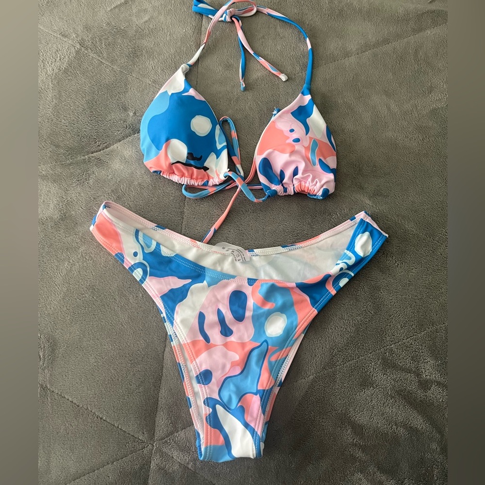 camo bikini